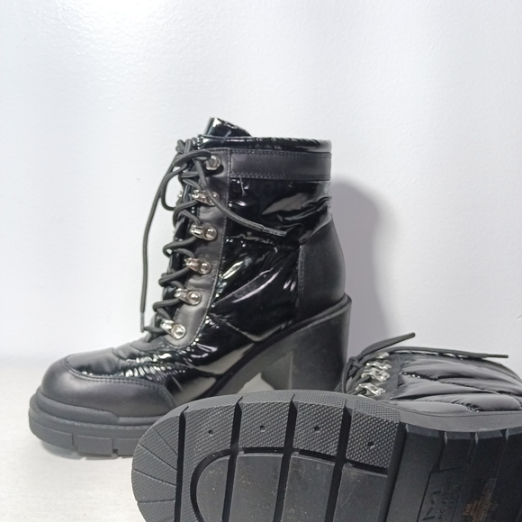 Marc Fisher Mlvaina Block Heel Quilted Puffer Boots in Black Size 7.5 - Picture 8 of 8